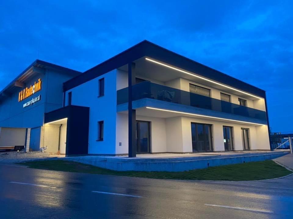 Wohnung City Nord Mit Balkon Herzogsdorf Esterno foto